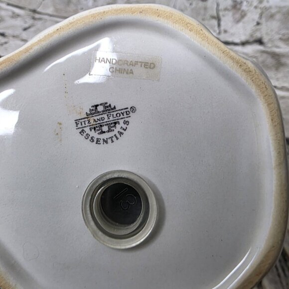 Vintage Fitz & Floyd Omnibus Santa Face Salt and Pepper Shakers - Picture 7 of 7